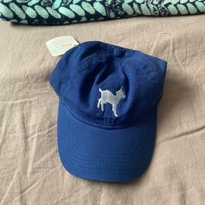 Kabrita goat hat